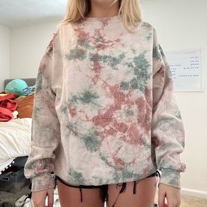 Tie dye sweatshirt